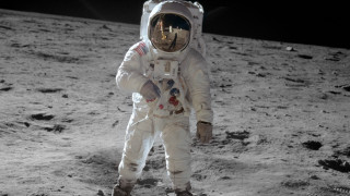 Astronaut moon foot ground arm - his foot free wallpaper