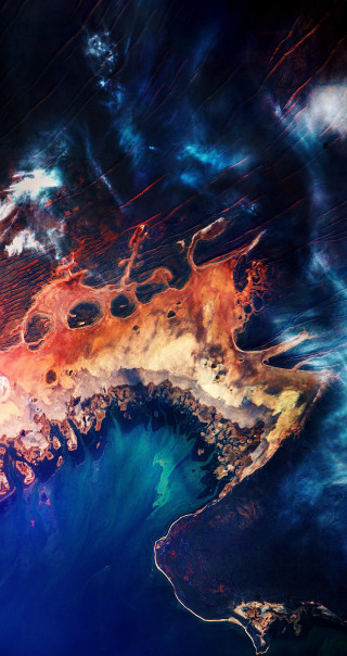 Ocean waves fire mandelbrot explosion - the ocean free wallpaper