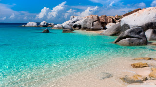 Beach clear blue water rocks 2 - clear blue water free wallpaper