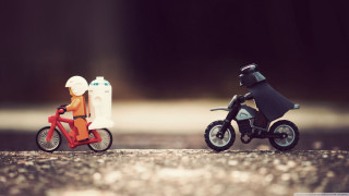 Toy motorcycles roadside parkingmeter tiltshift - war free wallpaper