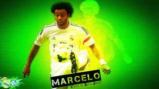 Man white shirt kicking soccer - foto realistic free wallpaper