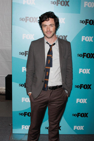 Man suit tie blue wall - conroy maddox free wallpaper