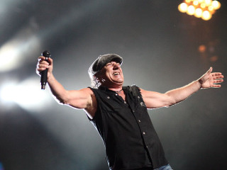 Man microphone stage lights spotlight - eric taylor free wallpaper