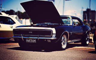 Car hood open street people 3 - vintage free wallpaper