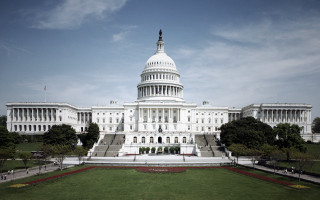 Large white building flag lawn - a large white building free wallpaper