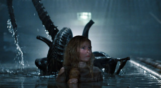 Woman pool alien head man - vfx free wallpaper