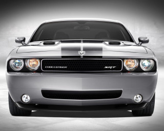 Silver car white stripe spotlight - a silver car free wallpaper