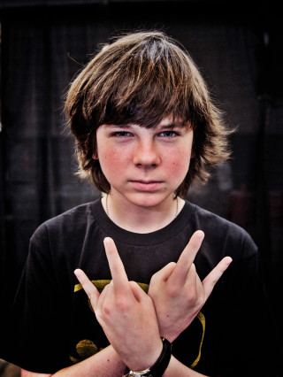 Young boy peace sign curtain - young free wallpaper