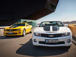 Two cars driving road sunny - a road next free wallpaper
