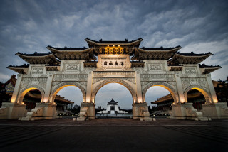 Large white gate clock bell - dusk free wallpaper