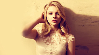 Araceli gilbert blonde hair fantastically - a white top free wallpaper