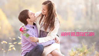 Man woman bench kissing rose 2 - romantic free wallpaper