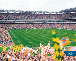 Crowd soccer game flags stadium - a large crowd of people free wallpaper