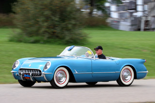 Man driving blue car green - ed roth free wallpaper