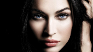 Woman blue eyes long hair 11 - realistic eye free wallpaper