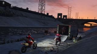 Motorcycles couple water sunset train - in gta v free wallpaper
