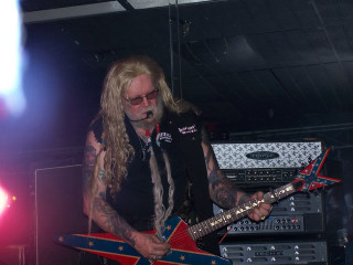 Man long hair guitar stage 2 - long hair playing free wallpaper