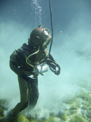 Diving suit underwater scuba pole - ecological art free wallpaper
