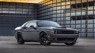 Gray car parked building sky - matte finish free wallpaper