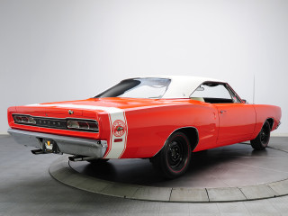 Red white car museum display - car free wallpaper