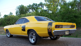 Yellow car forest road puzzle - a sunny day free wallpaper