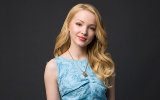 Blonde woman blue dress jewelry - a young woman free wallpaper