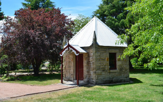 Small building park trees grass - a small building free wallpaper