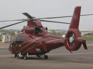 Red helicopter airport tarmac sky - ultra free wallpaper
