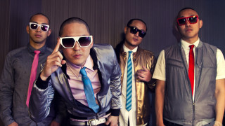 Men sunglasses ties photo studio - andrew law free wallpaper