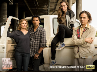 Group people truck warehouse woman - eden box free wallpaper