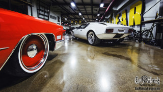 Car parked garage background cars - low free wallpaper