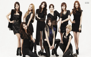 Women black dresses boots group - a picture together free wallpaper