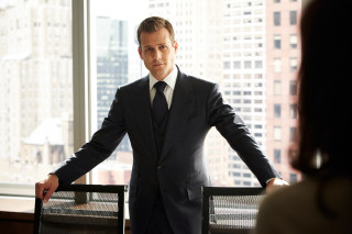 Man suit window arms outstretched - his hip free wallpaper