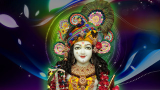 Statue woman colorful headdress feathered - a statue of a woman free wallpaper