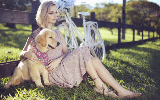 Woman bench dog bush field - aramenta dianthe vail free wallpaper