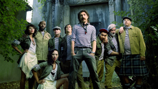 Group people standing door striped - david lachapelle free wallpaper