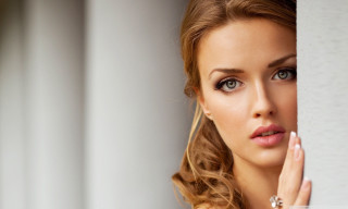 Woman ring wall hand face 2 - realistic shaded perfect face free wallpaper