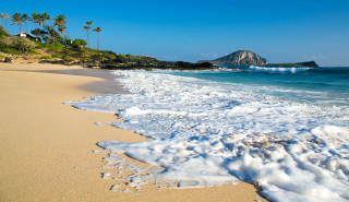 Beach waves sand mountain palm 2 - the shore free wallpaper