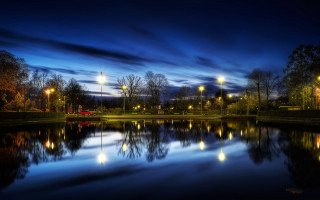 Lake lights clouds night blue - a sky free wallpaper