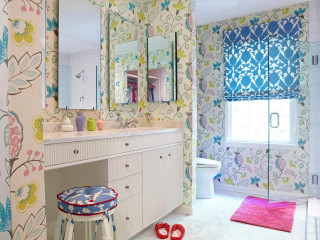 Bathroom floral wallpaper stool pink - a pink rug free wallpaper