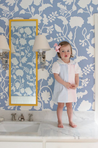 Little girl bathroom sink mirror - a little girl free wallpaper