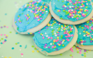 Blue frosted cookies sprinkles green - sprinkle free wallpaper