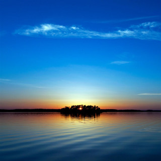 Sunset lake island clouds sky - a sunset over a lake free wallpaper