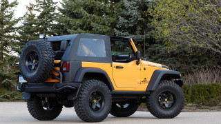 Yellow jeep trees bushes parking - derf free wallpaper