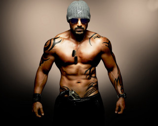 Man hat tattoos gun chest - his hand and a hat free wallpaper