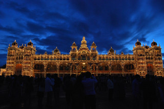 Large building lights clouds sky - cloud behind free wallpaper
