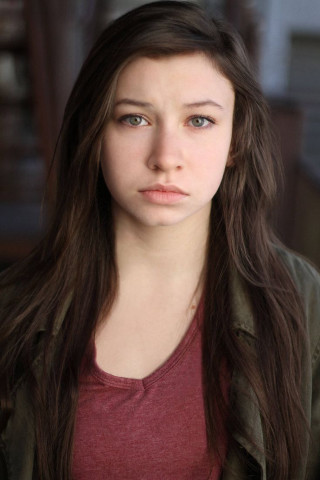 Christabel leesha asian portrait blurry - a green jacket free wallpaper
