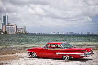 Red car beach ocean city - kodachrome free wallpaper
