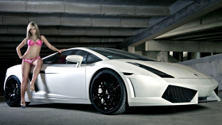 Woman bikini sports car parking - a parking meter free wallpaper