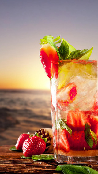 Glass strawberries ice table ocean - delaunay free wallpaper